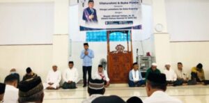 Wakil Ketua Komisi IV DPR RI sekaligus Ketua DPW PAN NTT, Ahmad Yohan, menggelar silaturahmi dan buka puasa bersama jemaah di Masjid Al Multazam Namosain, Kampung Maleset, Kelurahan Namosain, Kota Kupang, Sabtu (7/3/2026).